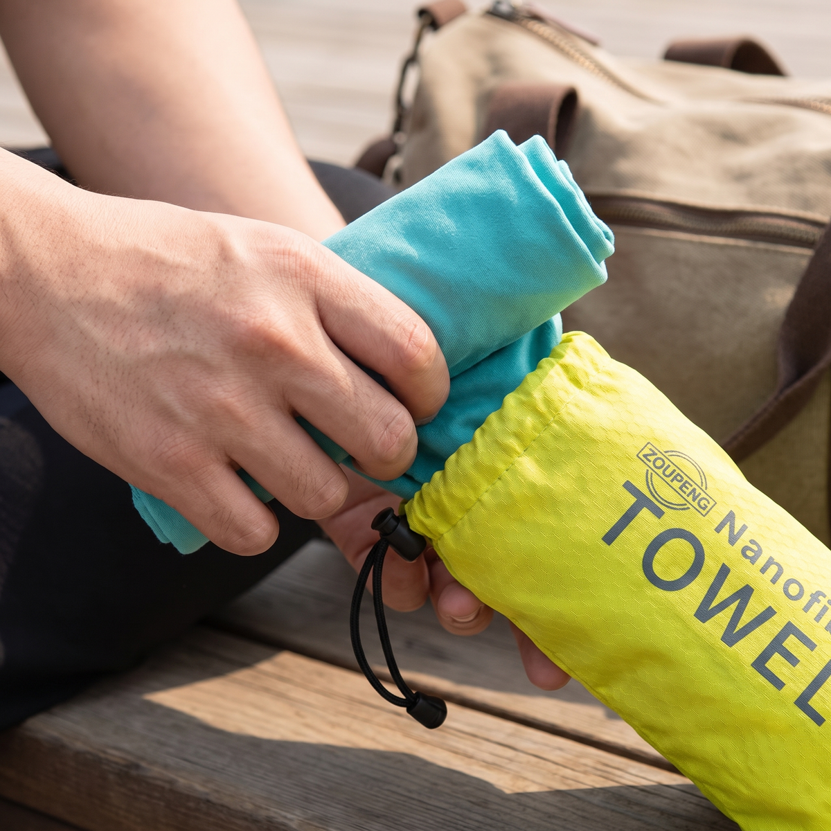 Hike & Haven Reisehandtuch Lifestyle Einrollen