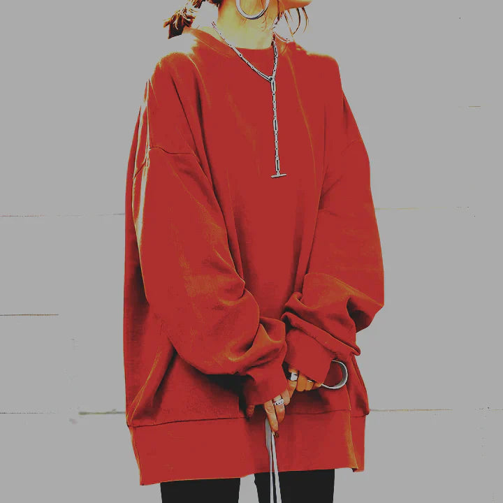 Women's sweatshirt with round neckline and long sleeves in loose fit