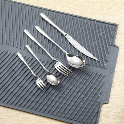 FlexiDry Silicone Drying Mat – Multifunctional Kitchen Wonder