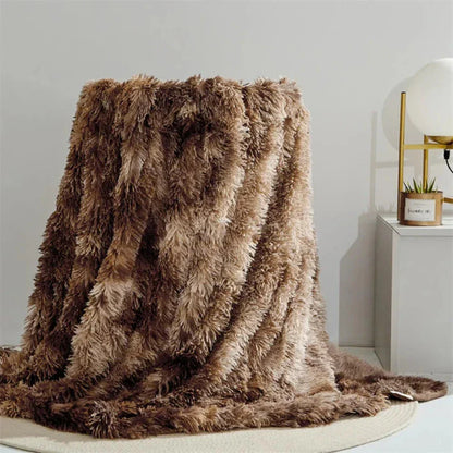 Nivara Cozy Blanket – Fluffy Faux-Fur Throw