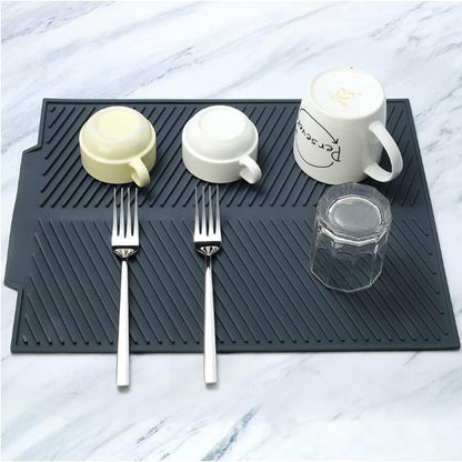 FlexiDry Silicone Drying Mat – Multifunctional Kitchen Wonder