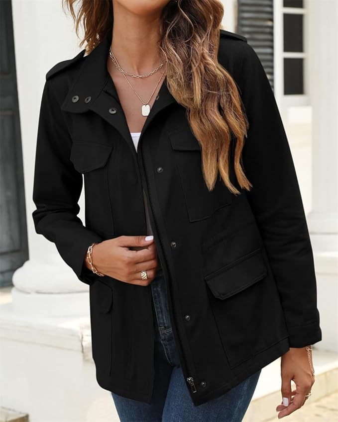 Women's jacket with zipper and modern cut
