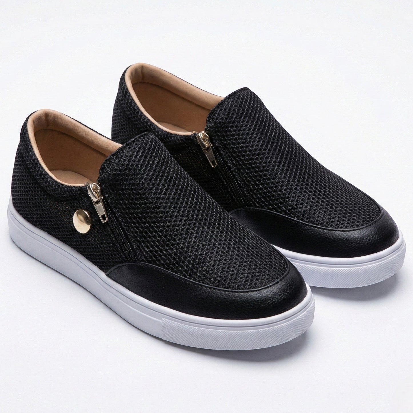 Women's sneakers with zipper and textured surface