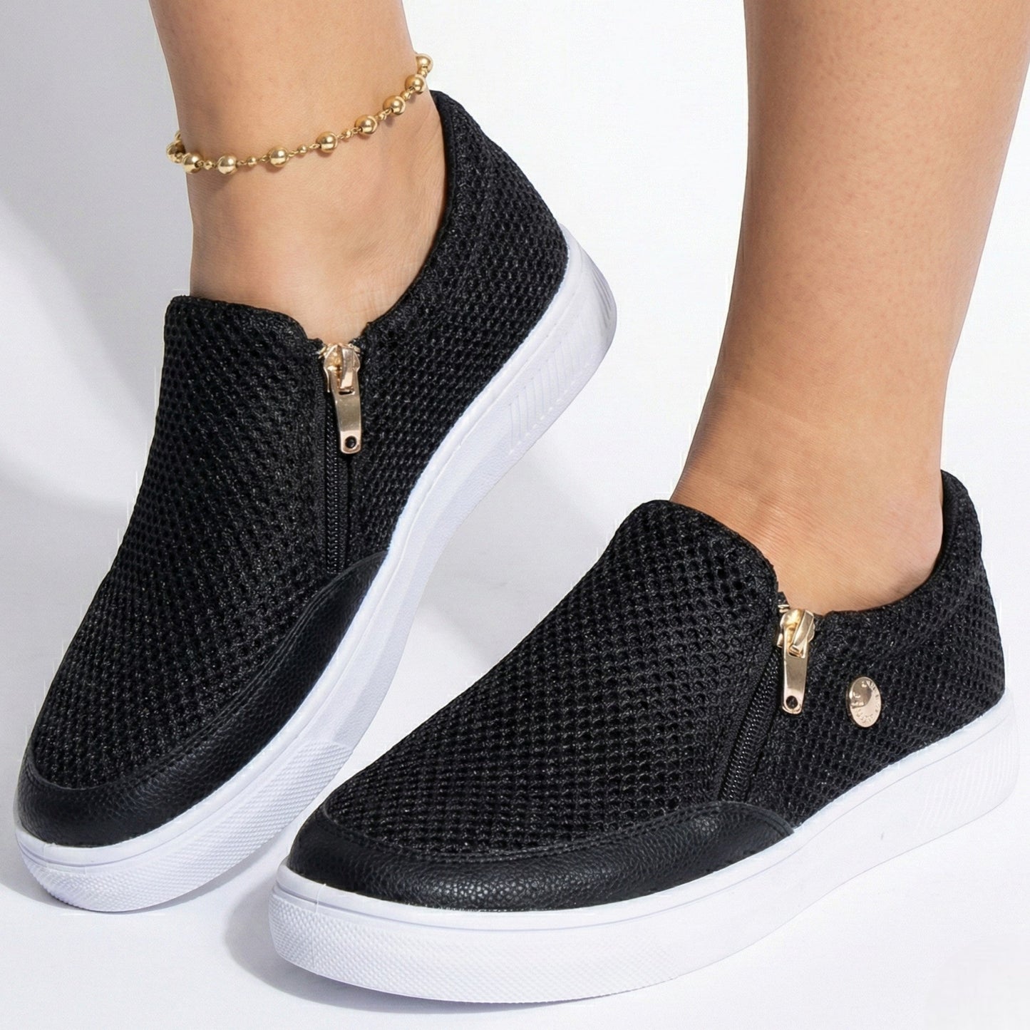 Women's sneakers with zipper and textured surface