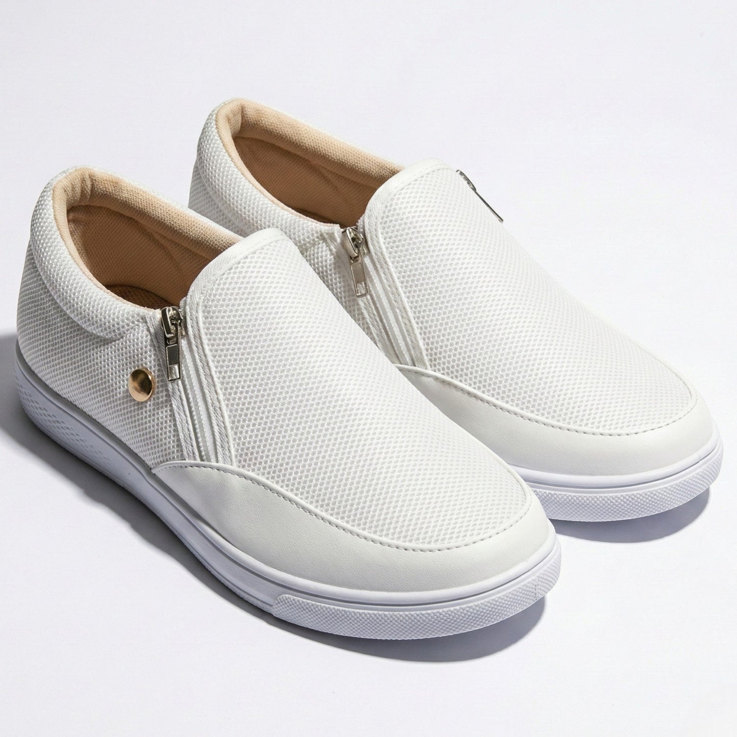 Women's sneakers with zipper and textured surface