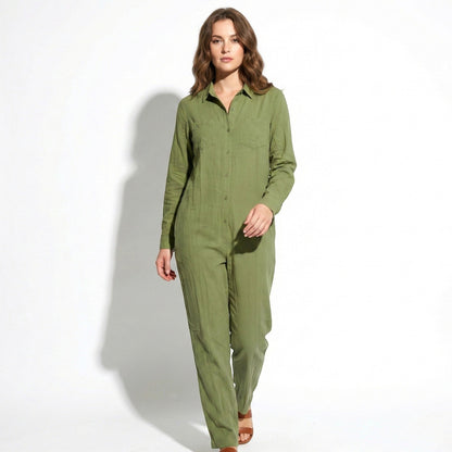 Women's jumpsuit with long sleeves and button placket