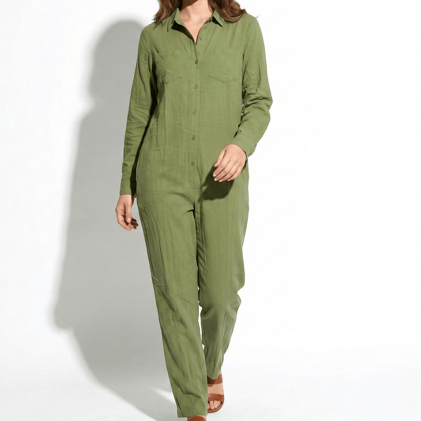 Women's jumpsuit with long sleeves and button placket