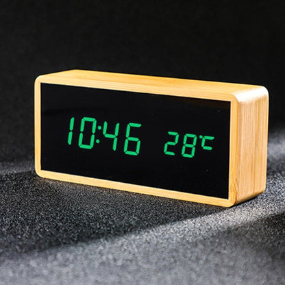 Darian Digital Alarm Clock – Natural Wood Look for Stylish Timekeeping